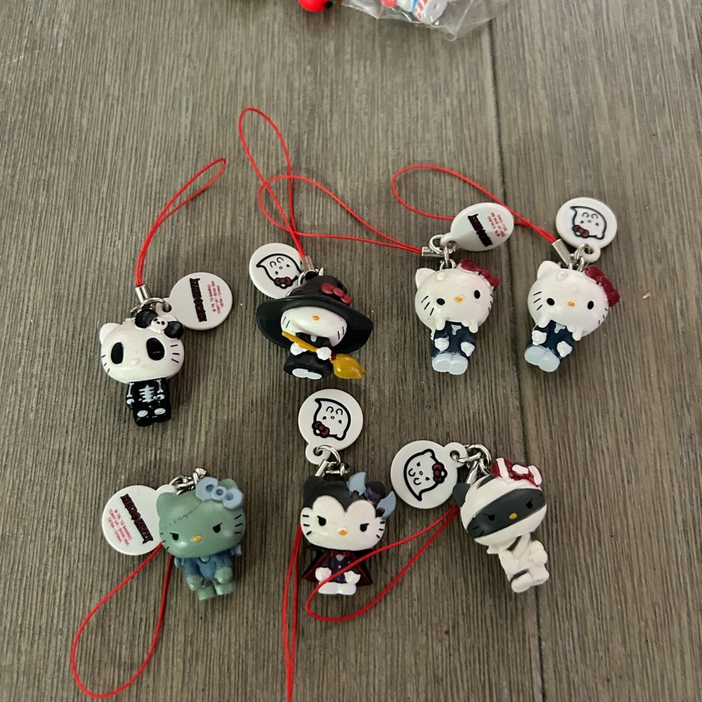 Hello Kitty Cell Phone Charms